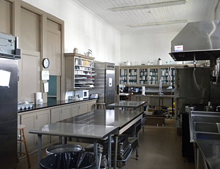 Photo of the kitchen